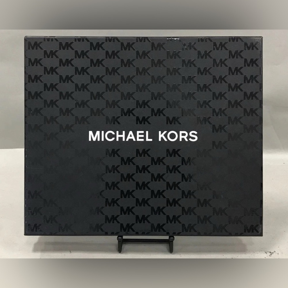 Michael Kors Grey/Black 2pc Beanie & Scarf Set - Size O/S Unisex AUTHENTIC NEW - Picture 2 of 7